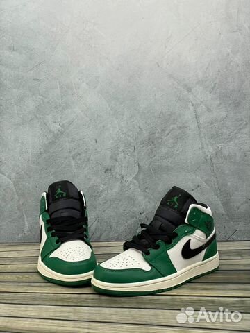 Nike Air Jordan 1 Mid Pine Green Sail Black