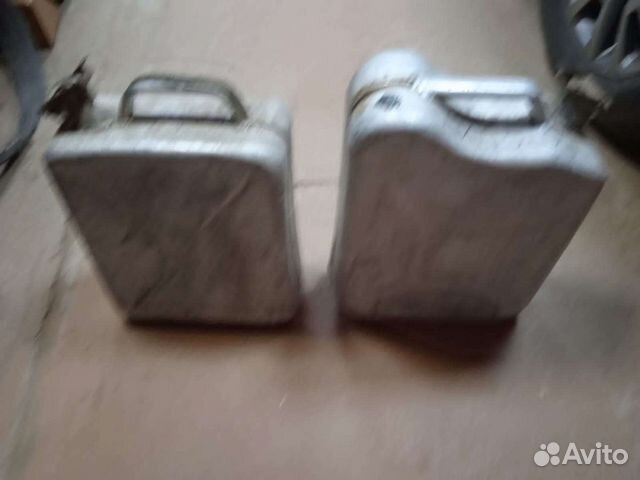 Канистры металлические 20 литров