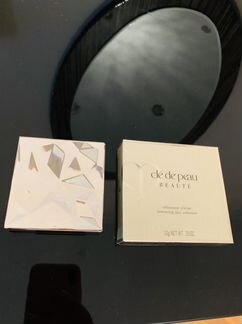 Cle de peau пудра/хайлайтер