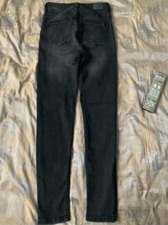 Джинсы женские. Bershka. Размер 26