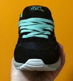 Кроссовки женские летние