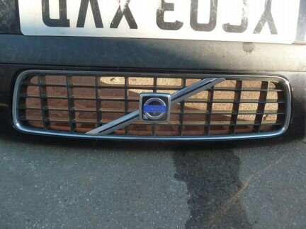 Решетка радиатора для Вольво С60 2000-2005