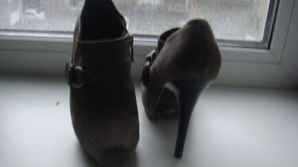 Серые ботильоны нубук и многое другое