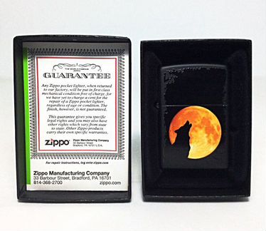 Зажигалка Zippo Howling Wolf