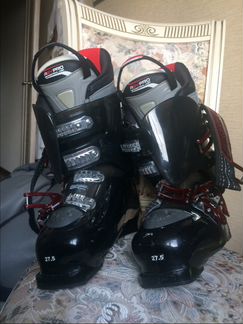 Горнолыжные ботинки
