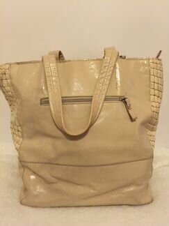 Лаковая натуральная сумка