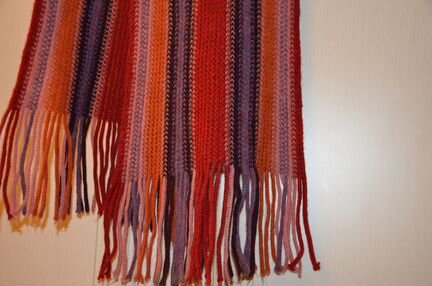 Шарф с бахромой