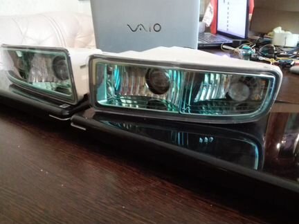 Lexus LX470 фара противотуманная левая правая