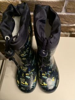 Резиновые сапоги