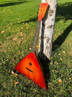 Старинная балалайка