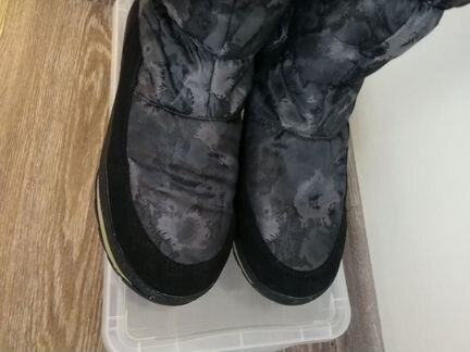 Сапоги для девочки (37 размер)