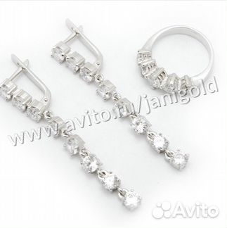 Золотой комплект с бриллиантами