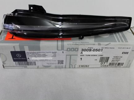 Поворотник новый Mercedes C205 S222 GLC 253