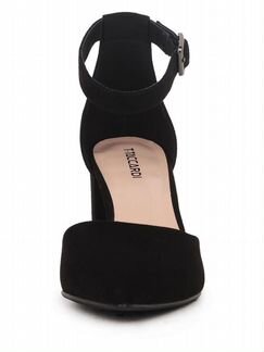 Абсолютно новые черные туфли Taccardi р.38-39