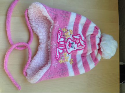 Очень тёплая шапочка для девочки