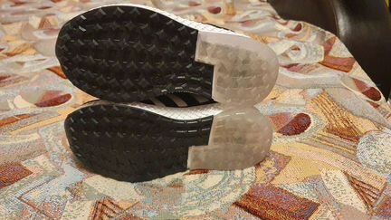 Кроссовки р.29