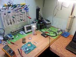 Мастер по ремонту Компьютеров