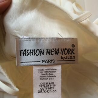 Новое платье можно на свадьбу или выпускной