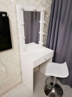 Гримерный стол