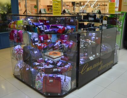 Торговый остров, торговое оборудование