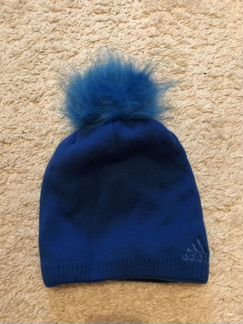 Шапка с помпоном