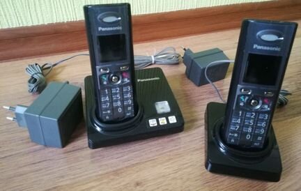Радиотелефон Panasonic для офиса/дома (2 трубки)
