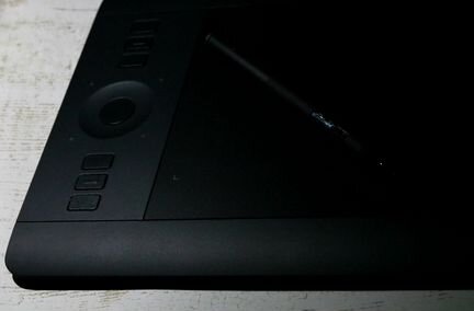 Графический планшет wacom intuos pro small