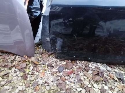 Дверь передняя левая Toyota LC 200/202