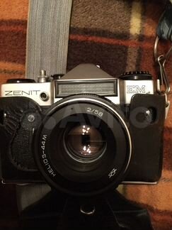 Фотоаппарат «Зенит Е М»с объективом Гелиос 44 М