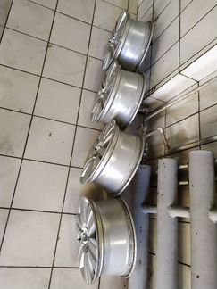 Диски литые VW Passat R16 3C0601025AF