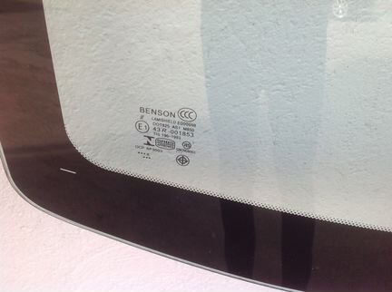Jeep commander 4D utility 2006- лобовое стекло