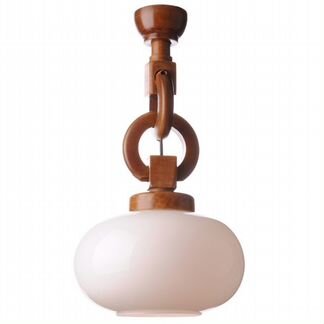 Люстра из дерева