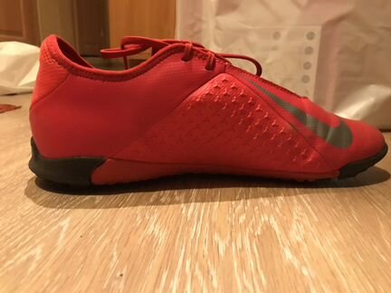 Бутсы Nike Hypervenom phantom