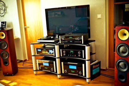 McIntosh C2300 ламповый предусилитель