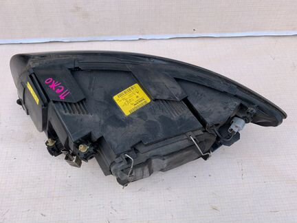 Фара правая Volvo V50 2006