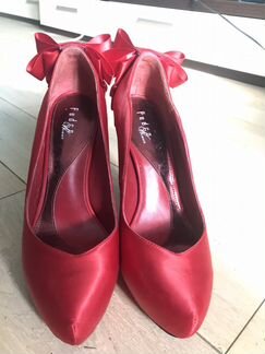 Туфли красные из сатина