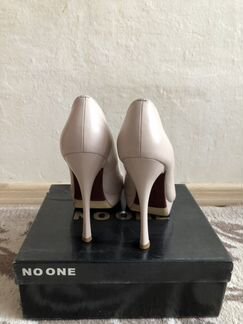 Туфли no one mascotte