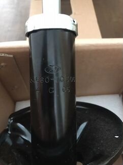 Передний правый амортизатор Hyundai Getz