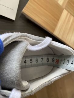 Кроссовки новые Armani детские на 30 размер