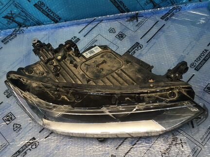 Фара правая LED Volkswagen Passat B8 с 2015-19