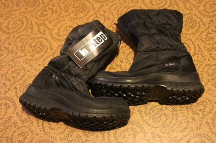 Зимние сапоги-ботинки отдам