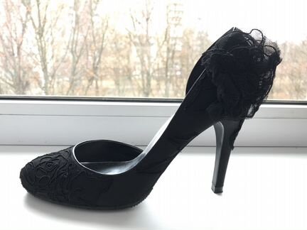 Туфли и клатч Karen Millen