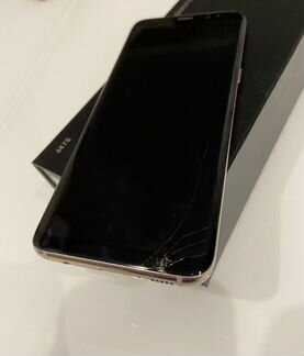 Телефон Samsung Galaxy S8