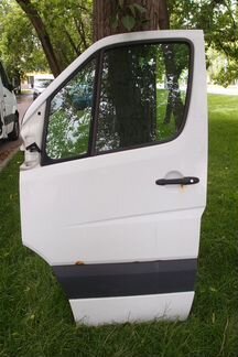 Дверь водительская Mersedes Sprinter W906