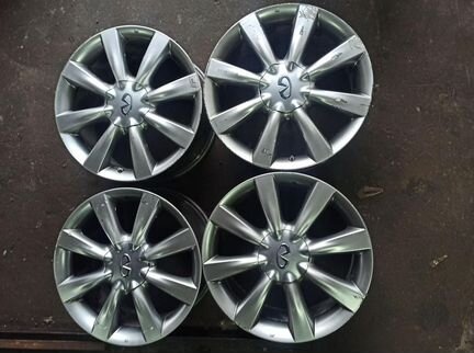 Диски бу оригинал R18 P на Infiniti