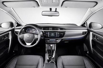 Торпедо / передняя панель Toyota Corolla