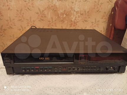 Видеомагнитофон 
