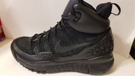 Nike lupinek flyknit 862512 001 Sz us 6-9W