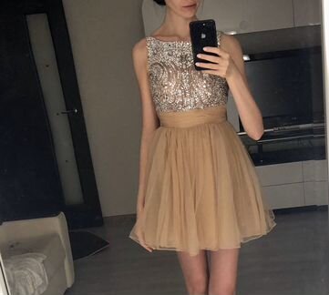 Вечернее платье