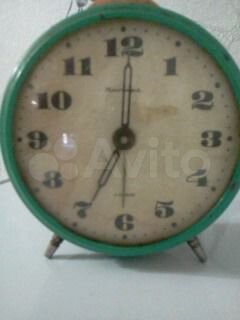 Будильник механический СССР (на запчасти)